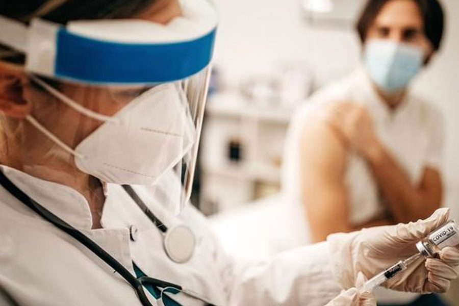 Alasan-Vaksin-Influenza-Tahunan-Penting,-Manfaat-dan-Risikonya