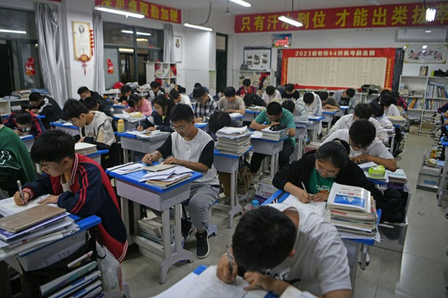 Negara-Ini-Rombak-Aturan-Pendidikan!-PR-Dikurangi-Tak-Ada-Ujian-Seleksi