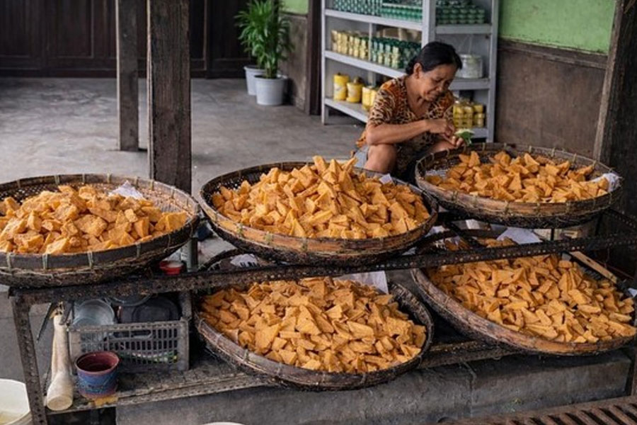 Nia-Bangkit-Buka-Usaha-Tahu-Bersama-PNM-Mekaar-dan-BRI