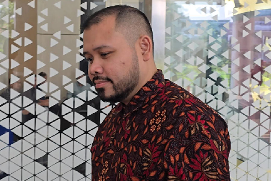 Tiga-Terdakwa-Kasus-Korupsi-Chromebook-Dituntut-6-dan-15-Tahun-Penjara